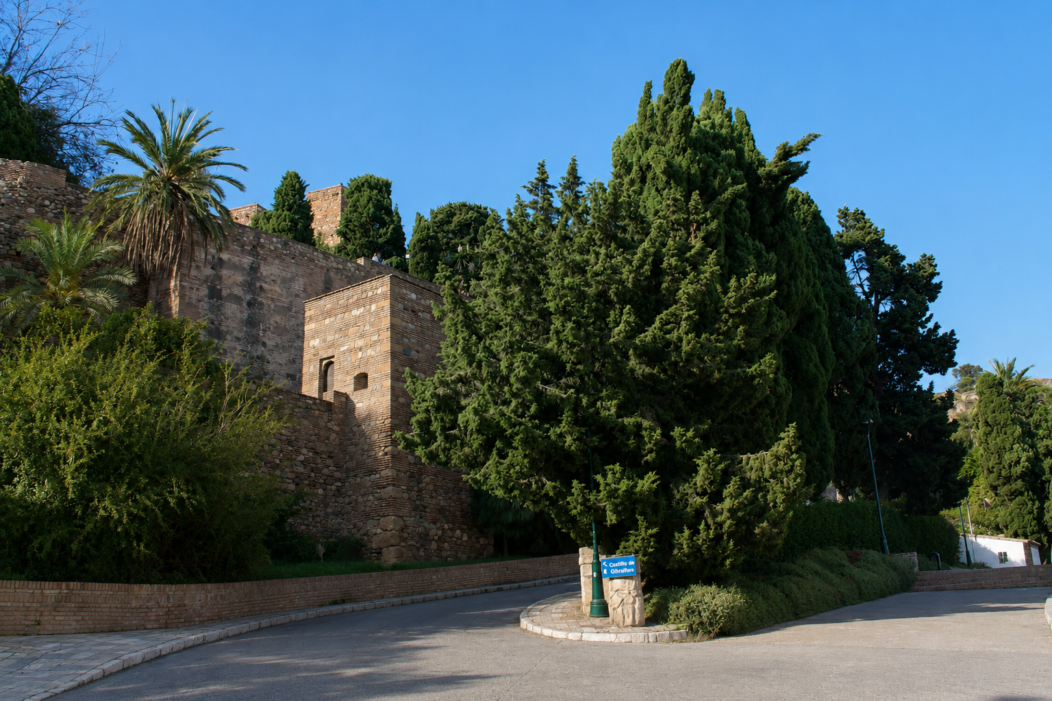 Málaga – Gibralfaro, Stadt, La Malagueta und Mittelmeer – Foto 6