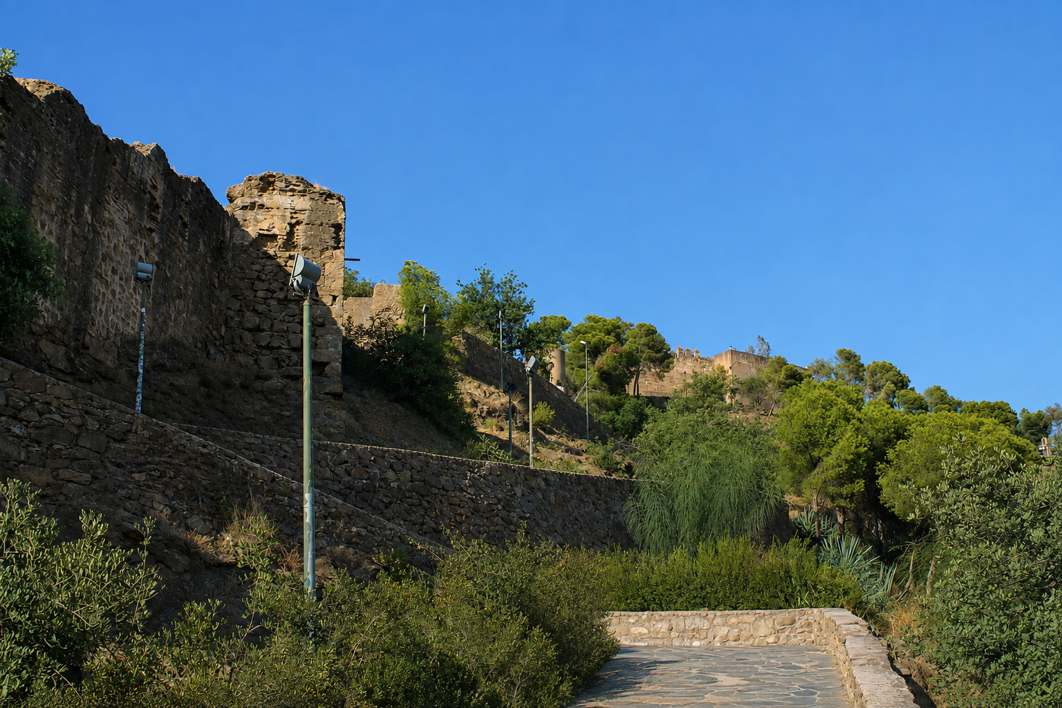 Málaga – Gibralfaro, Stadt, La Malagueta und Mittelmeer – Foto 12