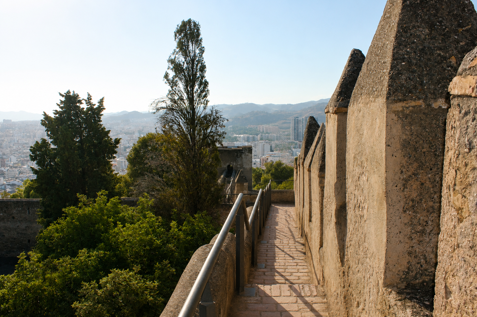 Málaga – Gibralfaro, Stadt, La Malagueta und Mittelmeer – Foto 48