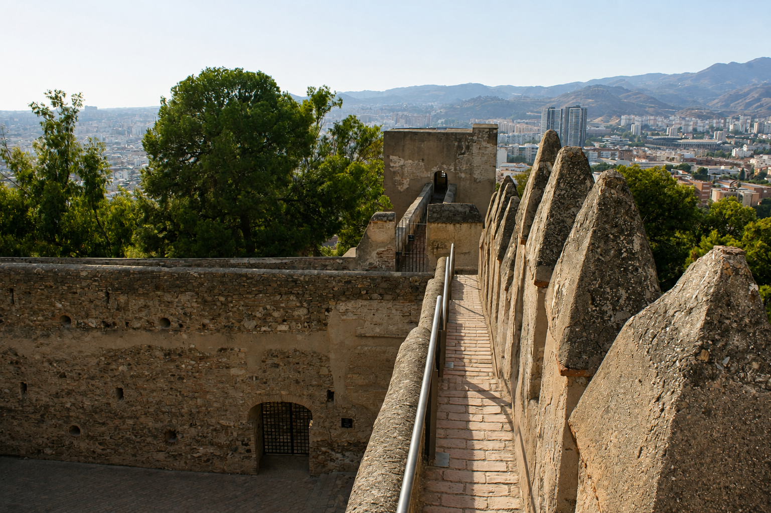 Málaga – Gibralfaro, Stadt, La Malagueta und Mittelmeer – Foto 49